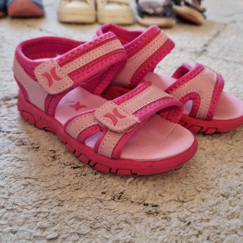 Hurley girl's sandals, Size: 7